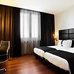 Holiday Inn Genoa City By Ihg