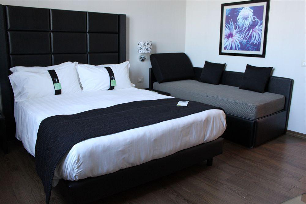 By Ihg 4* Genua